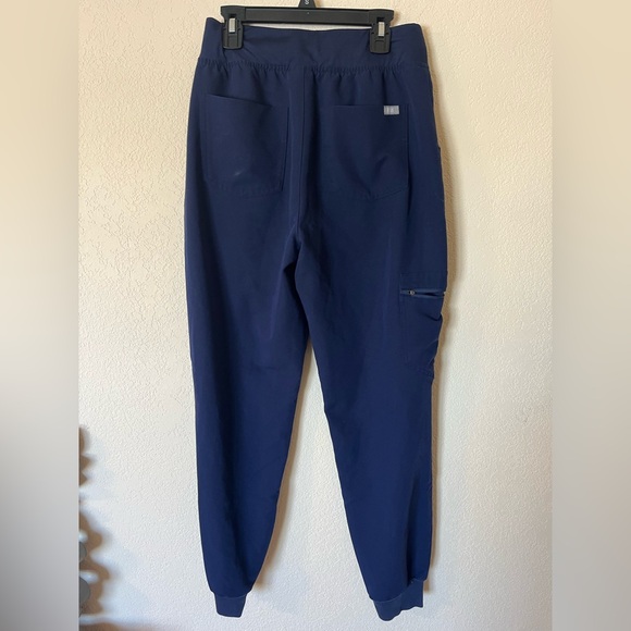 Figs Scrub Set - Picture 5 of 11